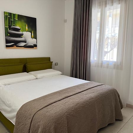 De Luxe Apartments Eden Sirmione Exterior foto