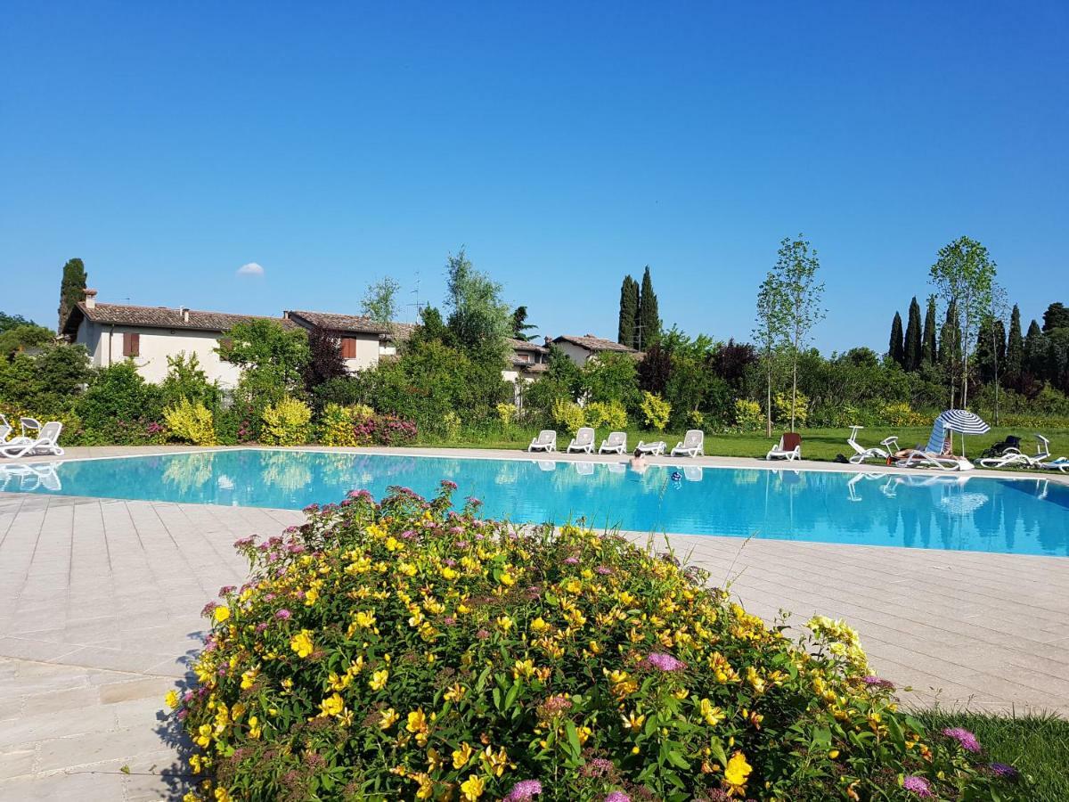 De Luxe Apartments Eden Sirmione Exterior foto