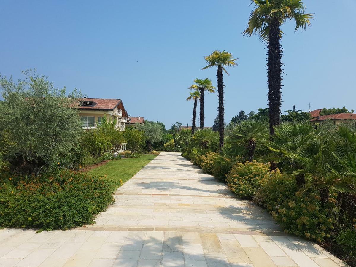 De Luxe Apartments Eden Sirmione Exterior foto